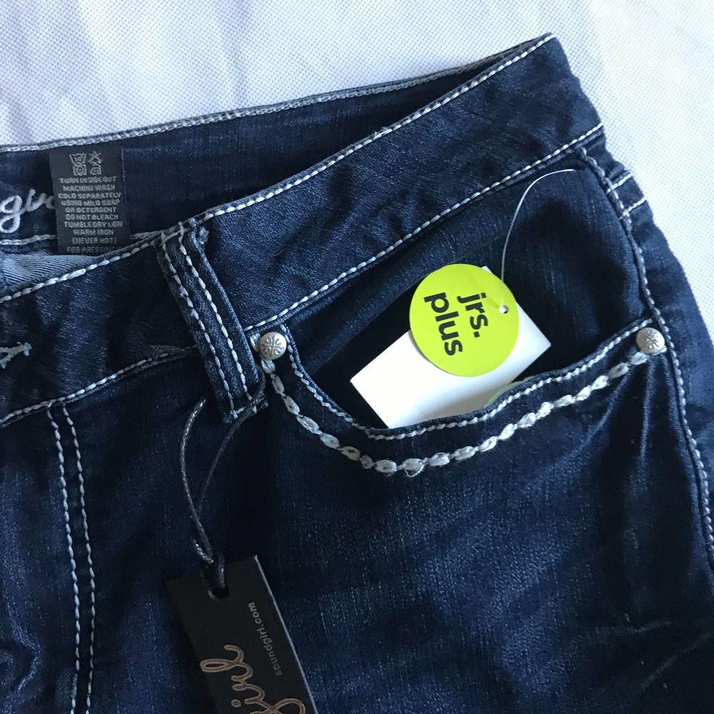 SoundGirl Size 16 Embellished Denim Jeans Fleur de lys Juniors Plus NEW - Picture 7 of 9